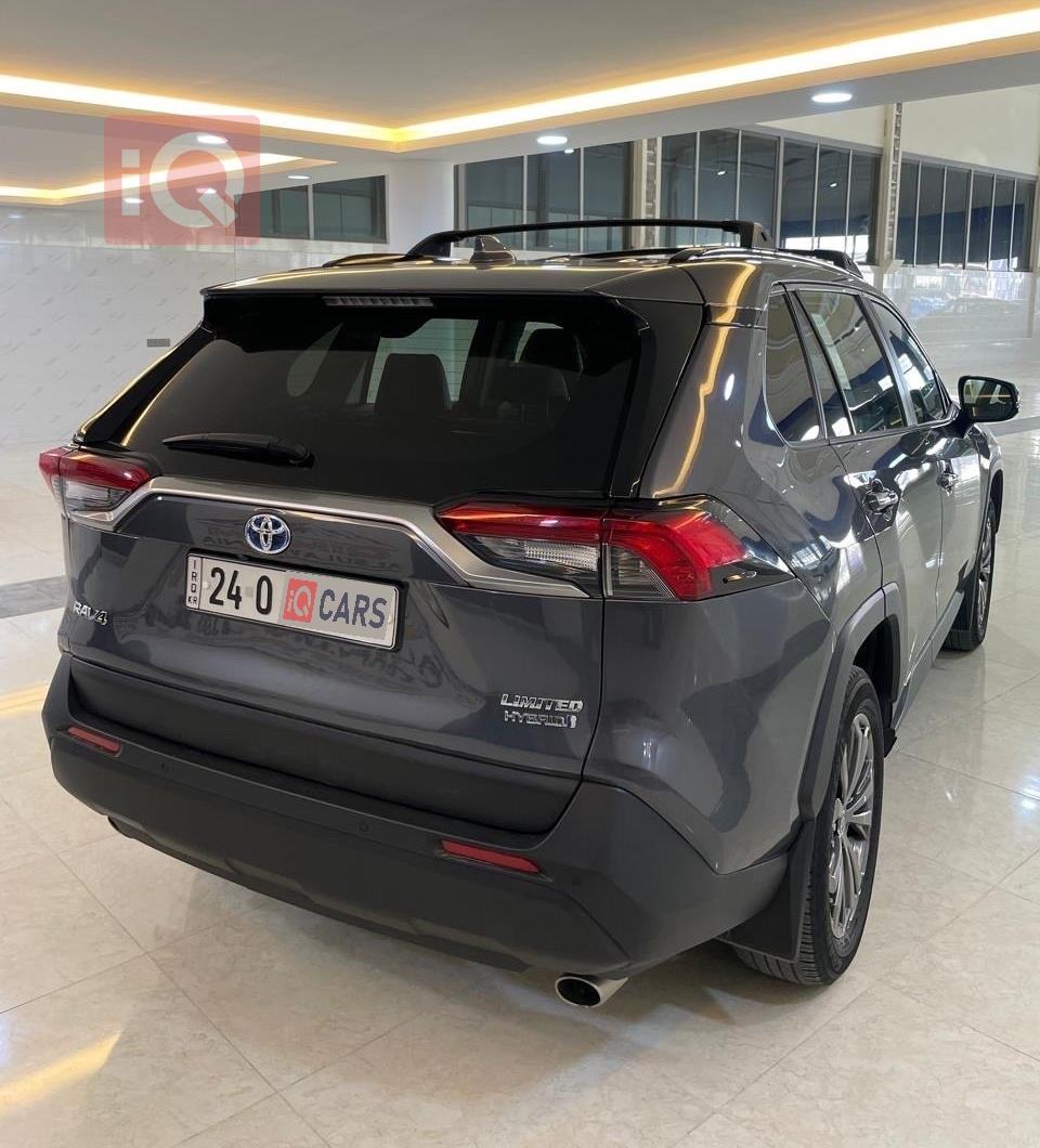 تويوتا راف 4